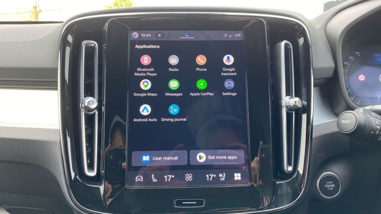 Volvo XC40 2.0 B4P Plus Black Edition 5dr Auto Petrol Estate